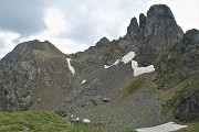 39 Vista sul Valletto con Tribortoi salendo in Ponteranica